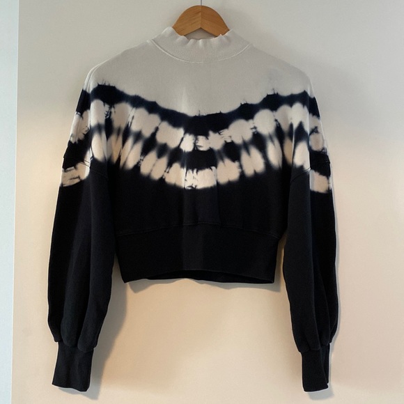 Fabletics Liza Koshy Mock Neck Pullover - Picture 2 of 5